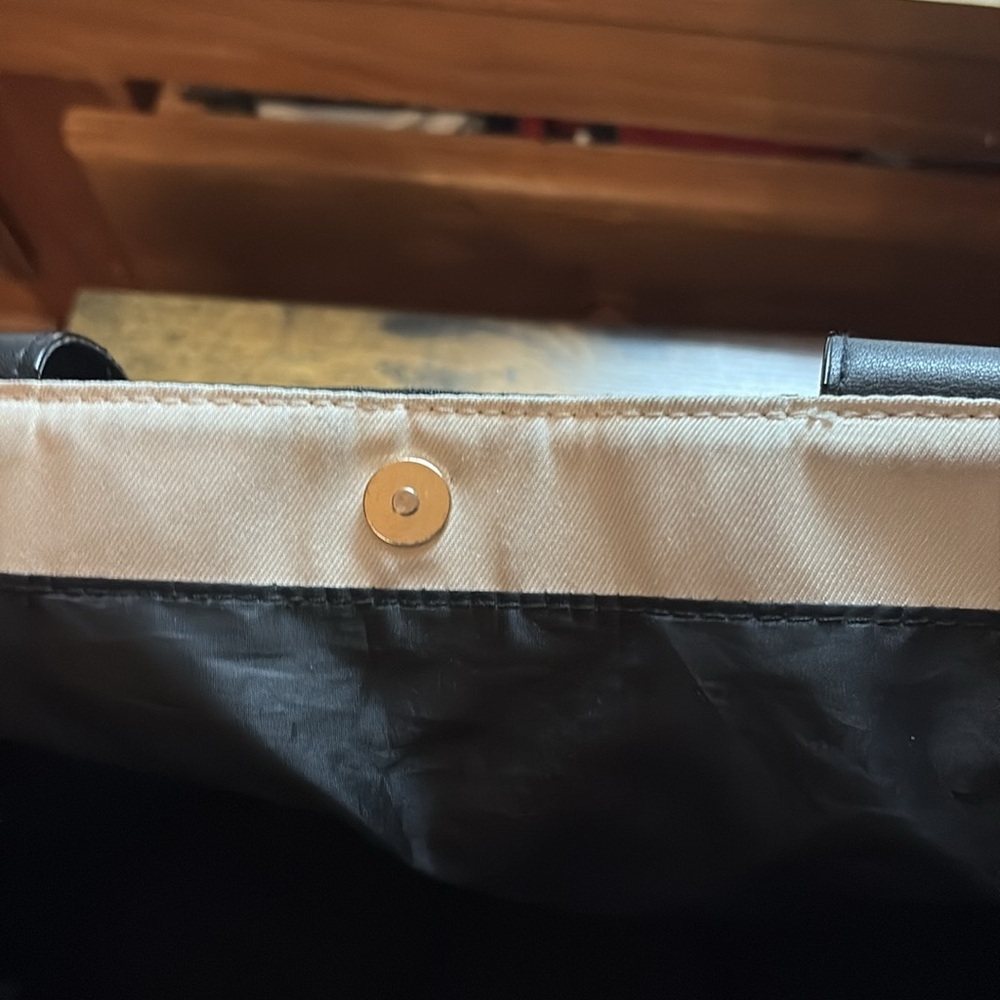 Black Victoria Secret Patterned bag - Picture 4 of 4
